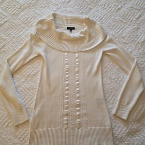 Le Chateau Elegant Cream Turtleneck Sweater